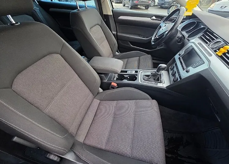 Zunanja slika - VW Passat - Variant 2.0 TDI COMFORTLINE DSG KAMERA-ALU-NAVI-PDC - 12
