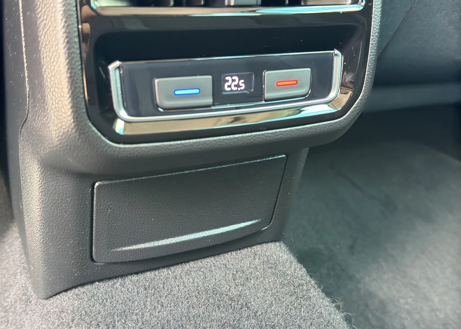 Zunanja slika - Volkswagen Passat - 2,0 TDI BMT Comfortline DSG - 18