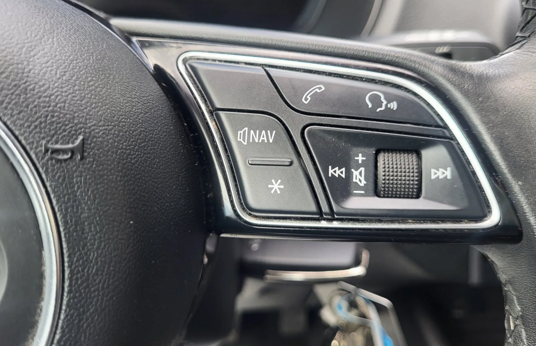 Zunanja slika - Audi Q2 - 2.0 TDI S-tronic alu-pdc-navi-led-vl.kljuka-usnje - 11