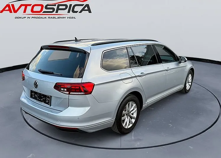 Zunanja slika - VW Passat - Variant 2.0 TDI  Business Avt.-Virt-Ass-Kam-Navi-F1- - 4