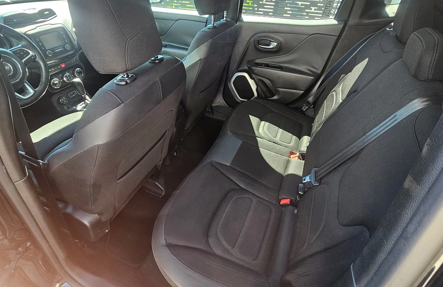 Zunanja slika - Jeep Renegade - AWD 2.0 MultiJet Limited Avt.-Le 99.000km- ODLIČEN - 13