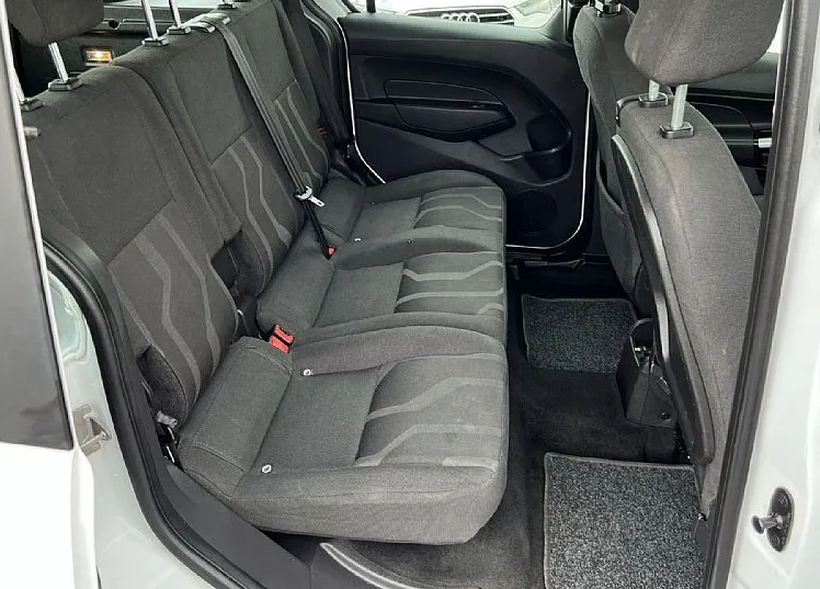 Zunanja slika - Ford Tourneo Connect - 1.5 TDCi+R.KAMERA+PDC+KLJUKA+NOSILCI - 16