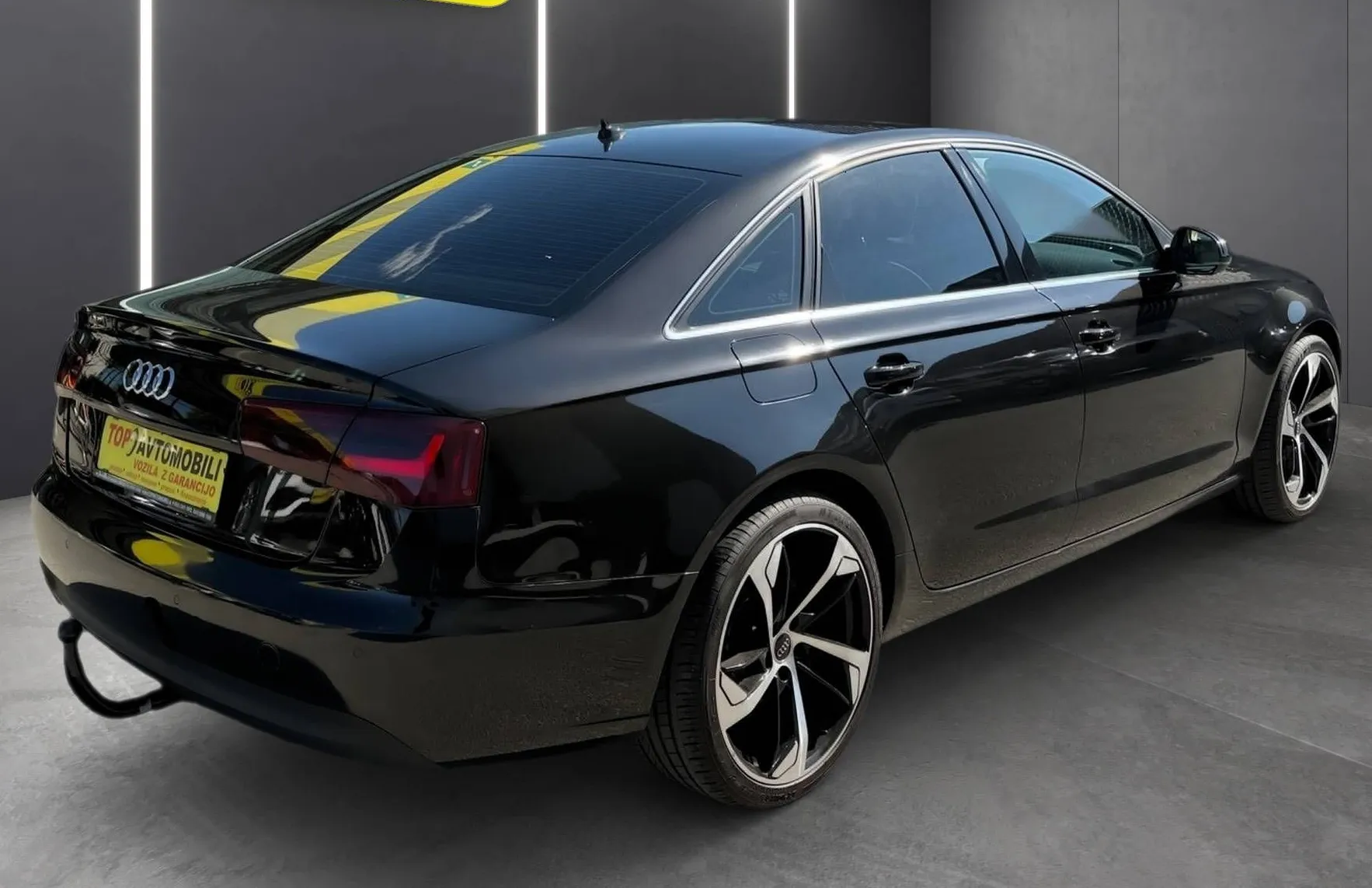 Zunanja slika - Audi A6 - 2.0 TDI SLOVENSKI BI-XENON NAVI TEMP PDC KLJUKA - 6