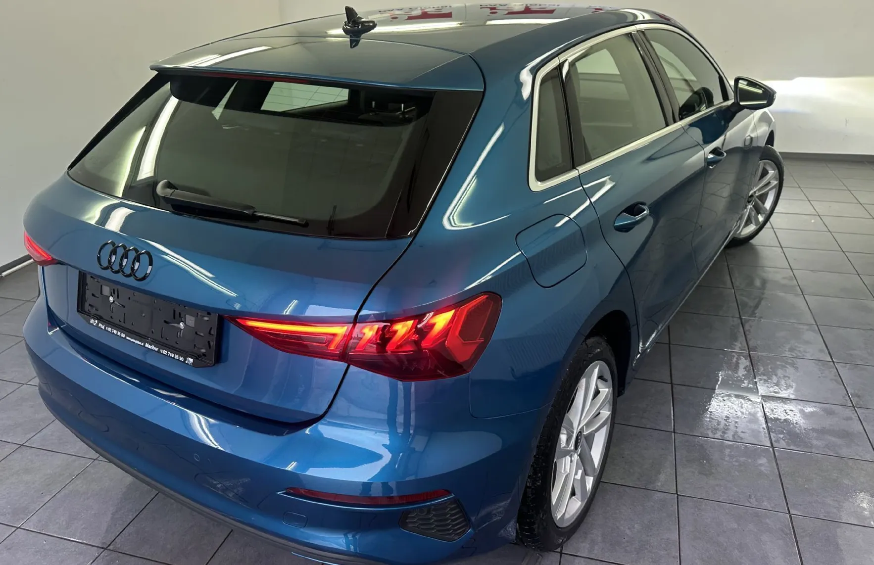 Zunanja slika - Audi A3 - 40 TFSI e Business Stronic 150kW.KAMERA.LED.BENCIN - 4