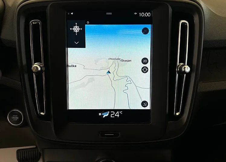 Zunanja slika - Volvo XC40 - T3 AUT Momentum - 10