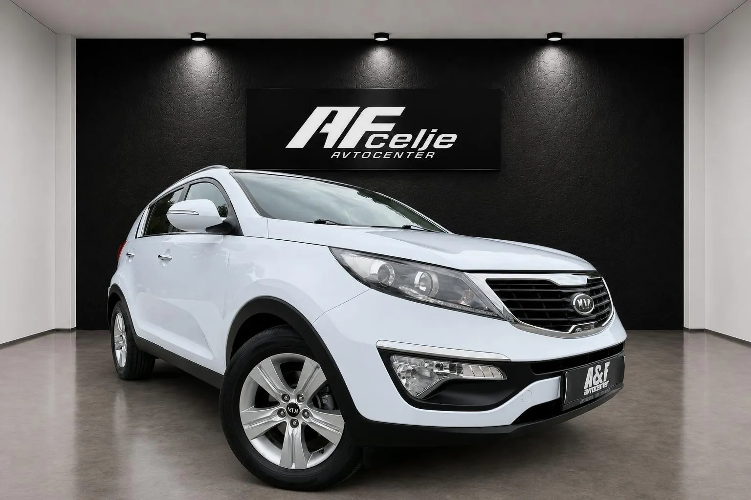 Zunanja slika - KIA Sportage - 1.7 DIZEL-LIZING ZA TUJCE-TEMPOMAT-PDC- - 3