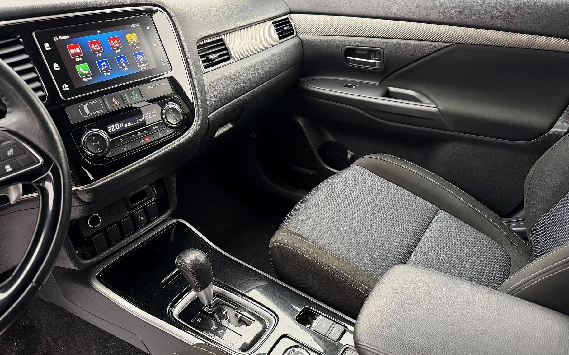 Zunanja slika - Mitsubishi Outlander - 2.2 DI-D 4WD AUT INSTYLE 7SEDEŽEV XENON ACC KAMERA - 17