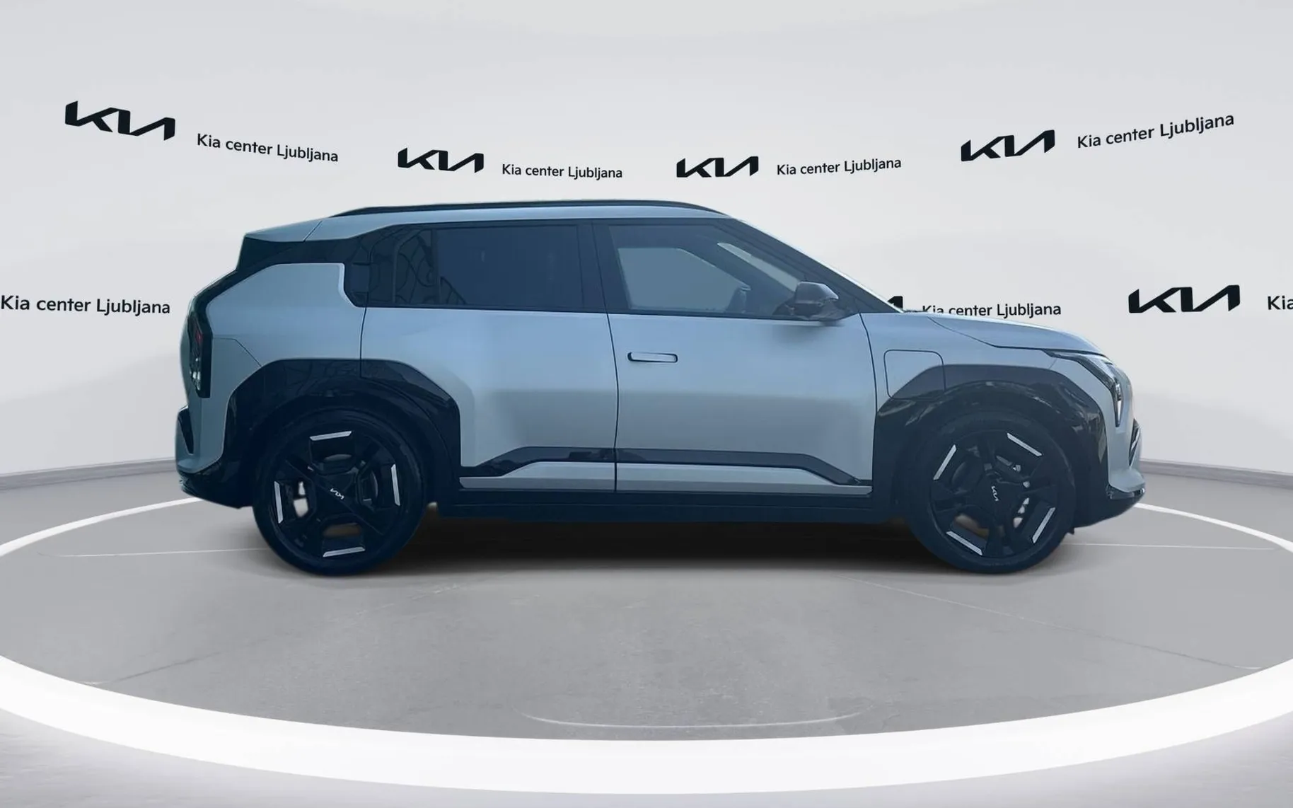 Zunanja slika - KIA EV3 - GT-Line 81.4 kWh baterija. doseg do 605km... - 4