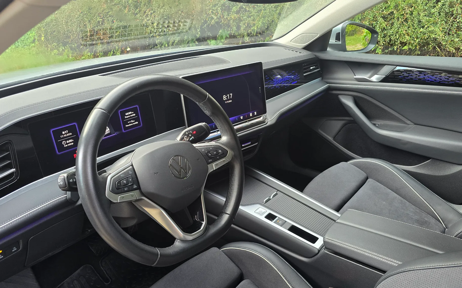 Notranja slika - Volkswagen Passat - Variant 2,0 TDI BMT Business DSG - 5