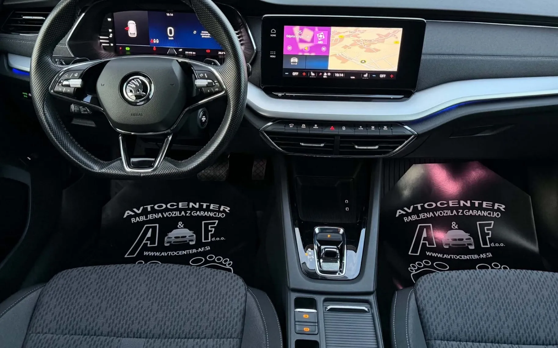 Notranja slika - Škoda Octavia - 2.0 TDI-DSG-VIRTUAL-FUL LED-MRTVI KOTI-KAMERA- - 10