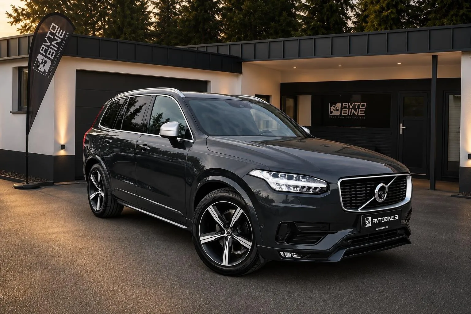 Zunanja slika - Volvo XC90 - D5 AWD R-DESIGN•ZRAČNO•KLJUKA•LED•VIRTUAL•NAVI•360 - 1