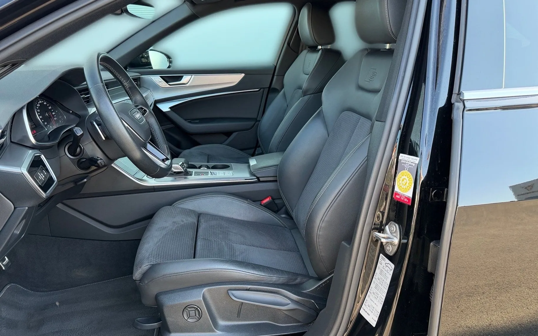 Notranja slika - Audi A6 Avant - 50 TDI quattro S-Line Tiptronic-20 COL-Keyless-ACC - 7