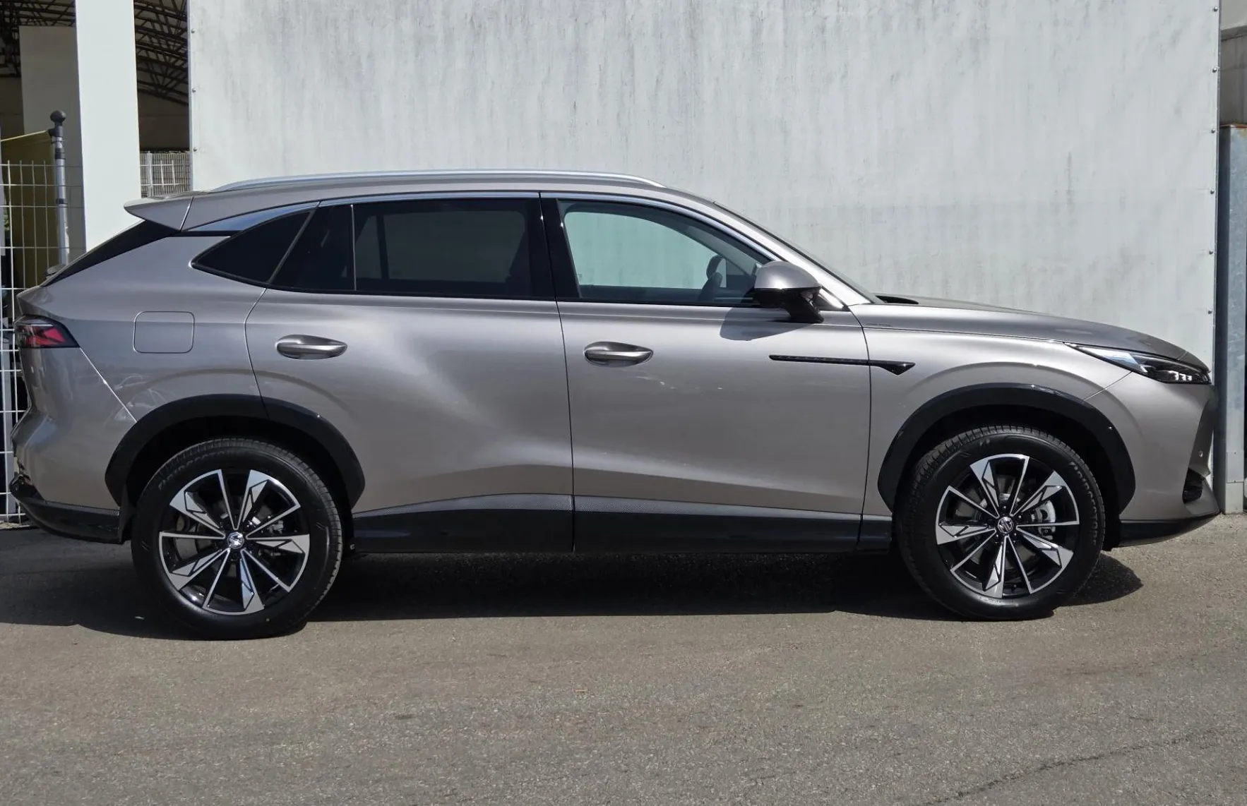 Zunanja slika - MG MG HS - HS HEV+ 1.5T Luxury+7 let jamstva - 4