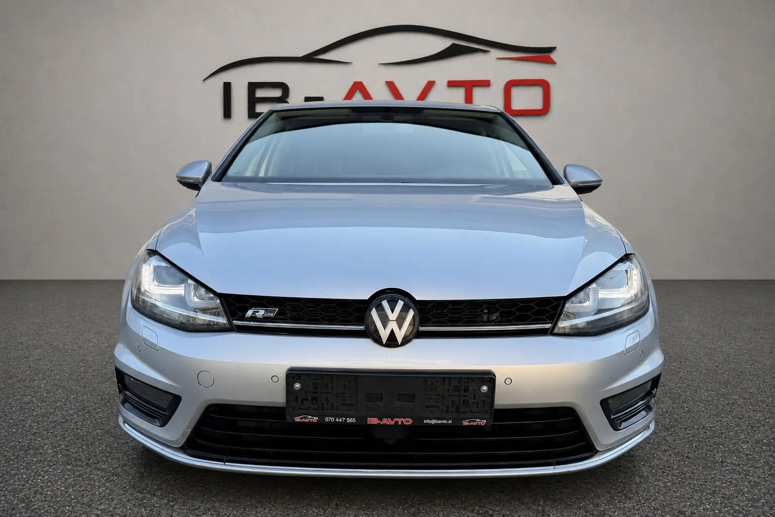 Zunanja slika - Volkswagen Golf - 1.6 TDI R-Line - 6