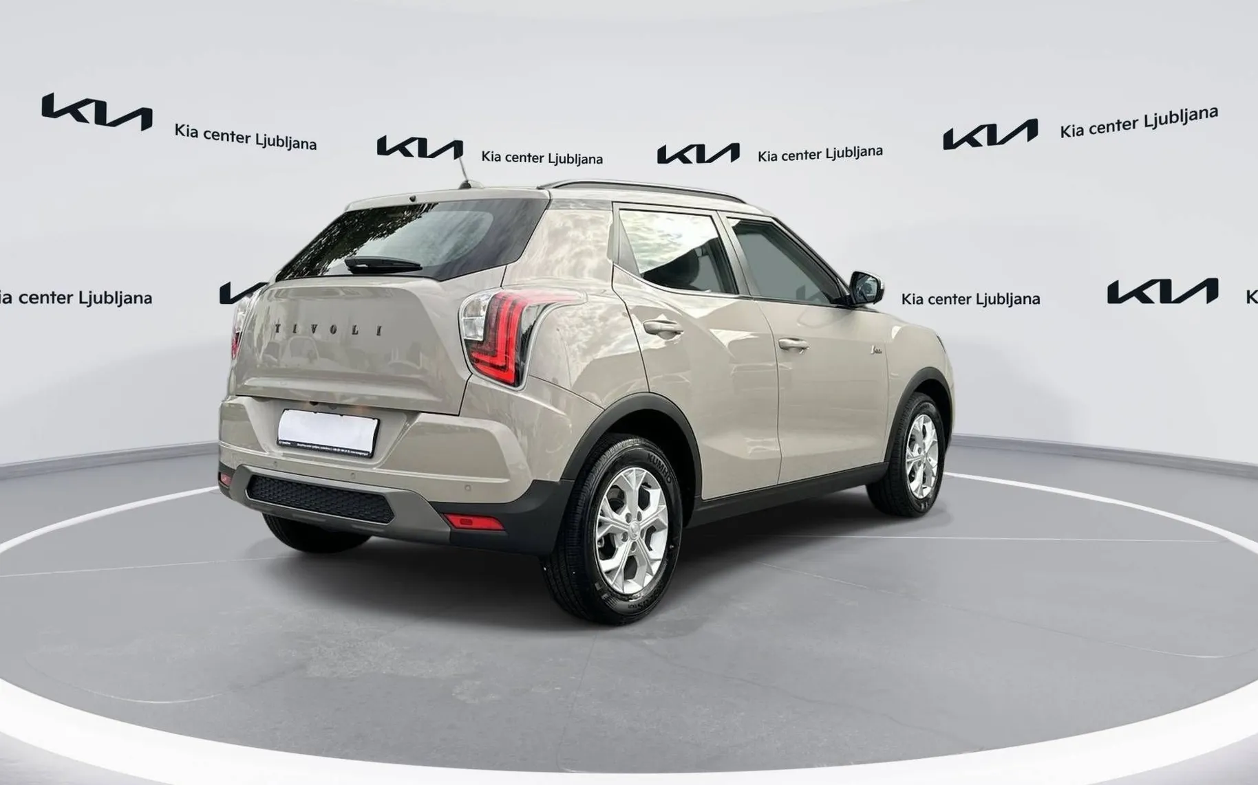 Zunanja slika - SsangYong Tivoli - 1.5 T-GDi Fresh 2WD M T - 5