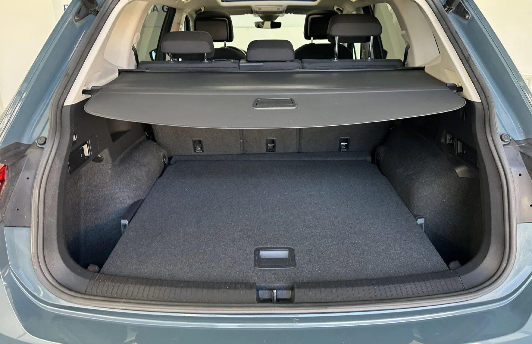 Zunanja slika - Volkswagen Tiguan Allspace - 2.0 TDI SCR DSG7 IQ.Drive.PANORAMA.NAVI.KAMERA.AC - 10