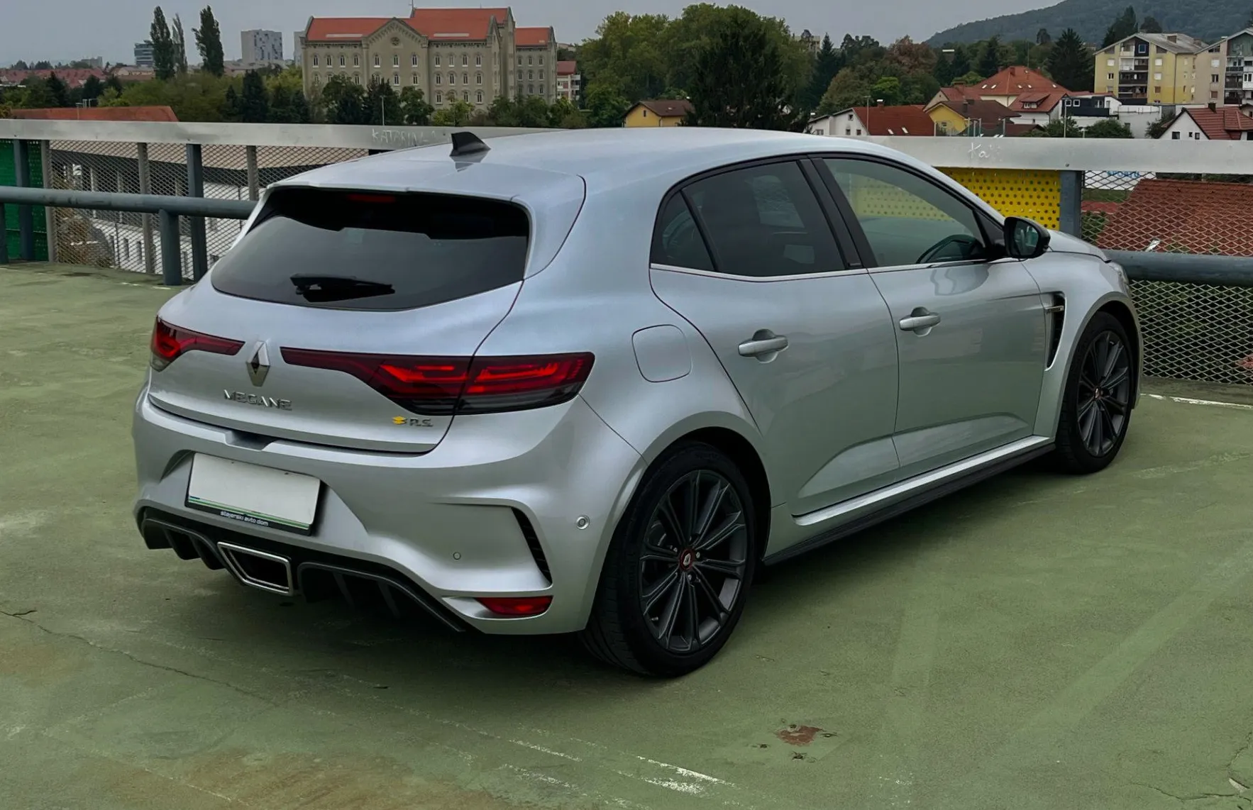 Zunanja slika - Renault Mégane - Megane RS TCe 300 EDC 4 CONTROL.VZR.KAM.LED.2XPDC - 5