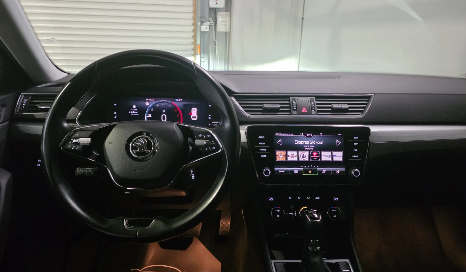 Zunanja slika - Škoda Superb - Combi 2,0 TDI DSG - 7