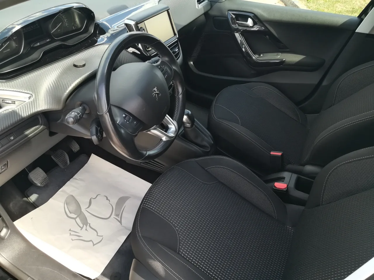Zunanja slika - Peugeot 208 - 1,2 PureTech 83 S&S Allure - 7