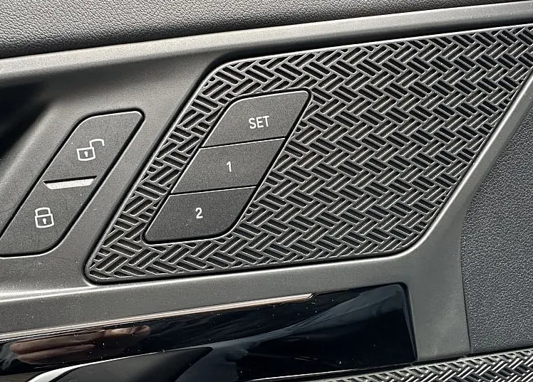 Zunanja slika - BMW X1 - serija :  sDrive18d AVT xLine-USNJE-KAMERA-LED-18COL-NAVI - 17