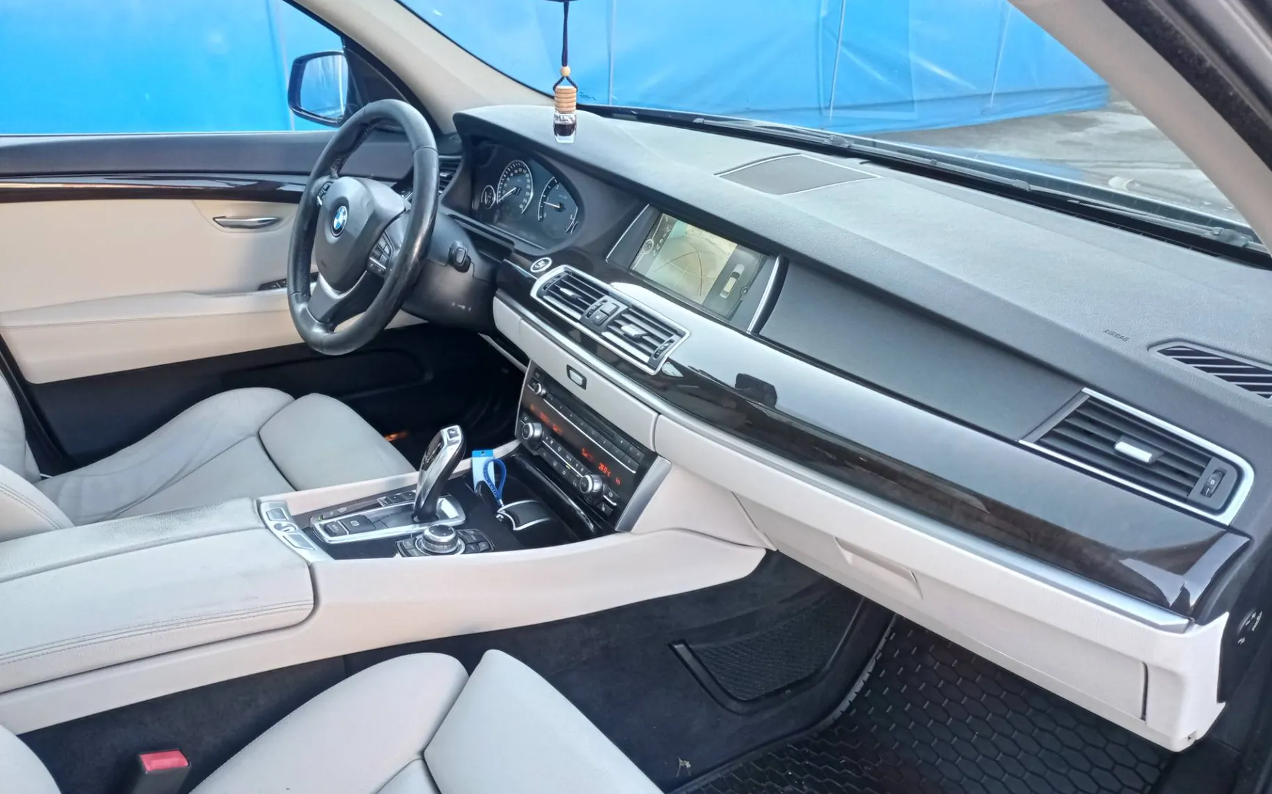 Zunanja slika - BMW Serija 5 - 530d PANORAMA.KAMERA.VSA MOŽNA OPREMA - 12