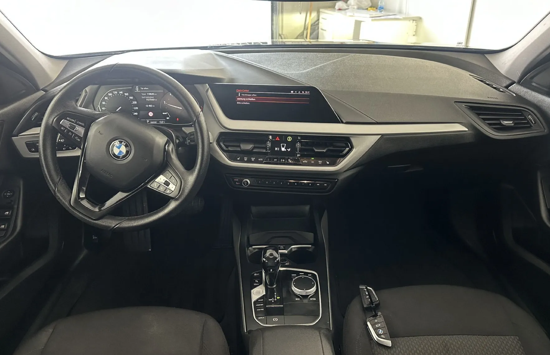 Zunanja slika - BMW Serija 1 - : 116d.NEMŠKI+4 GUME.NAVI.AUTOMATIK.SAMO 118.000KM - 2