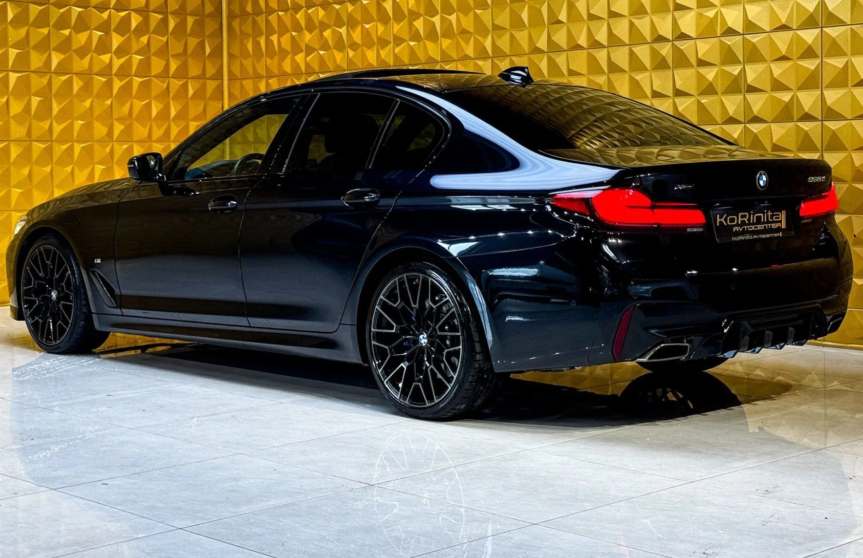 Zunanja slika - BMW Serija 5 - : 530d xDrive M Sport-LASER-4CONTROL-HLAJENJE-HEAD - 6