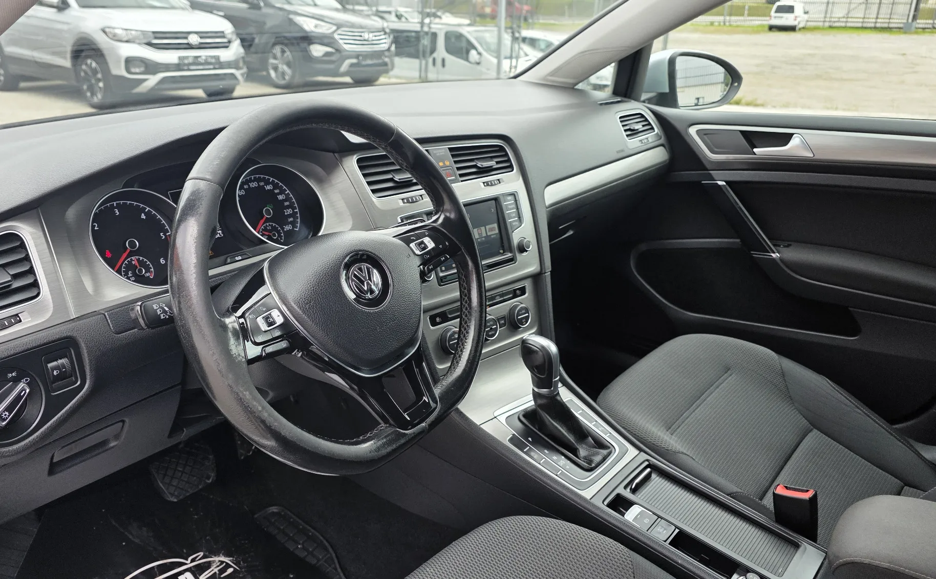 Zunanja slika - VW Golf - Variant 1,6 TDI DSG VEL. SERVIS NAVI TEMP PDC KLJUKA - 7