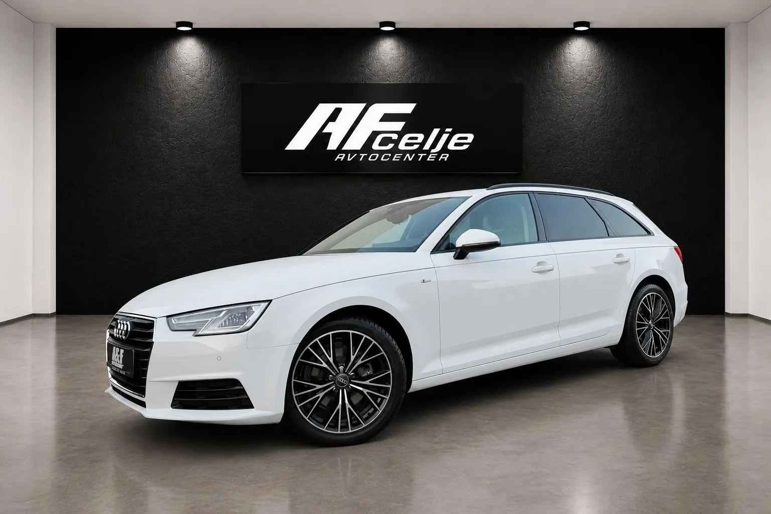 Zunanja slika - Audi A4 Avant - 2.0 TDI-XENON LED-LIZING ZA TUJCE - 1