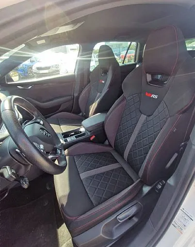 Zunanja slika - Škoda Octavia - Combi 2.0 TSI RS DSG - 6
