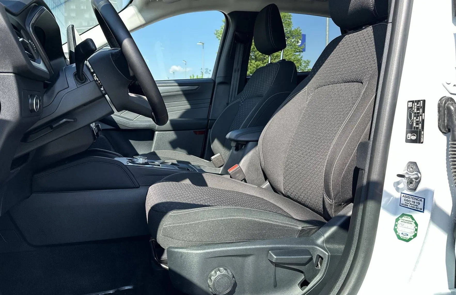 Zunanja slika - Ford Kuga - 1.5 EcoBoost Titanium - 10