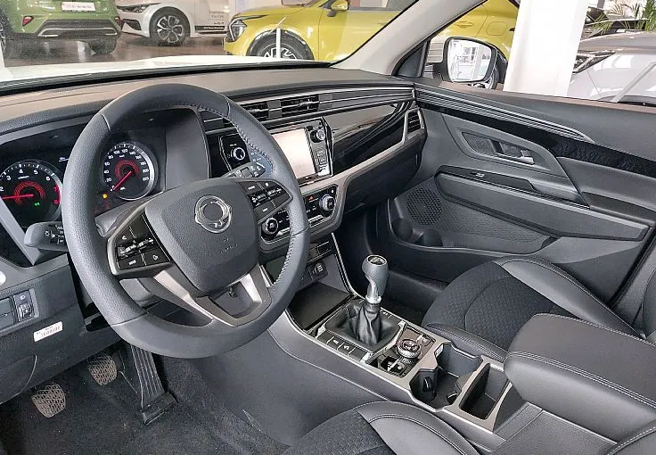 Zunanja slika - SsangYong Korando - 1.5 T-GDi Style MT VEČ BARV - 7
