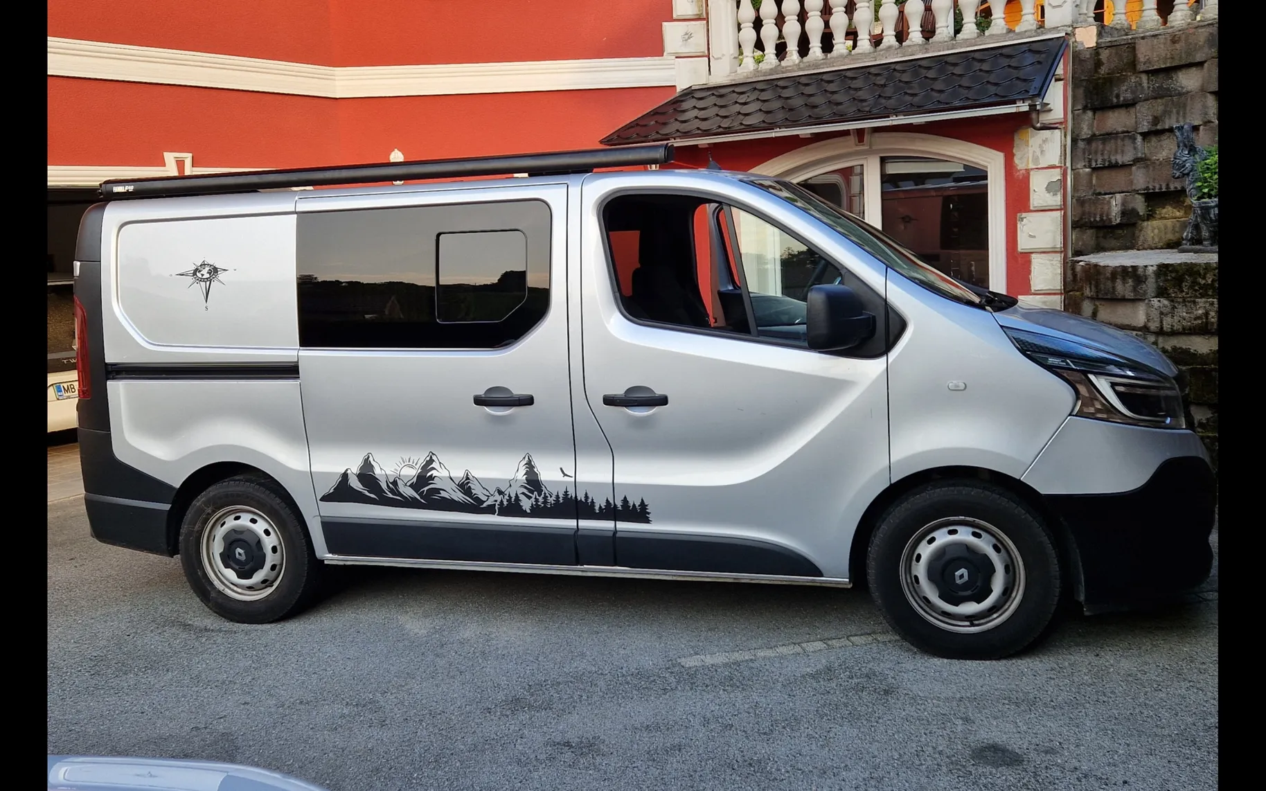 Zunanja slika - Renault Trafic - Renault  - bivalno vozilo - 3