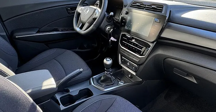Zunanja slika - SsangYong Tivoli - 1.5 T-GDI Fresh 2WD M T - 6