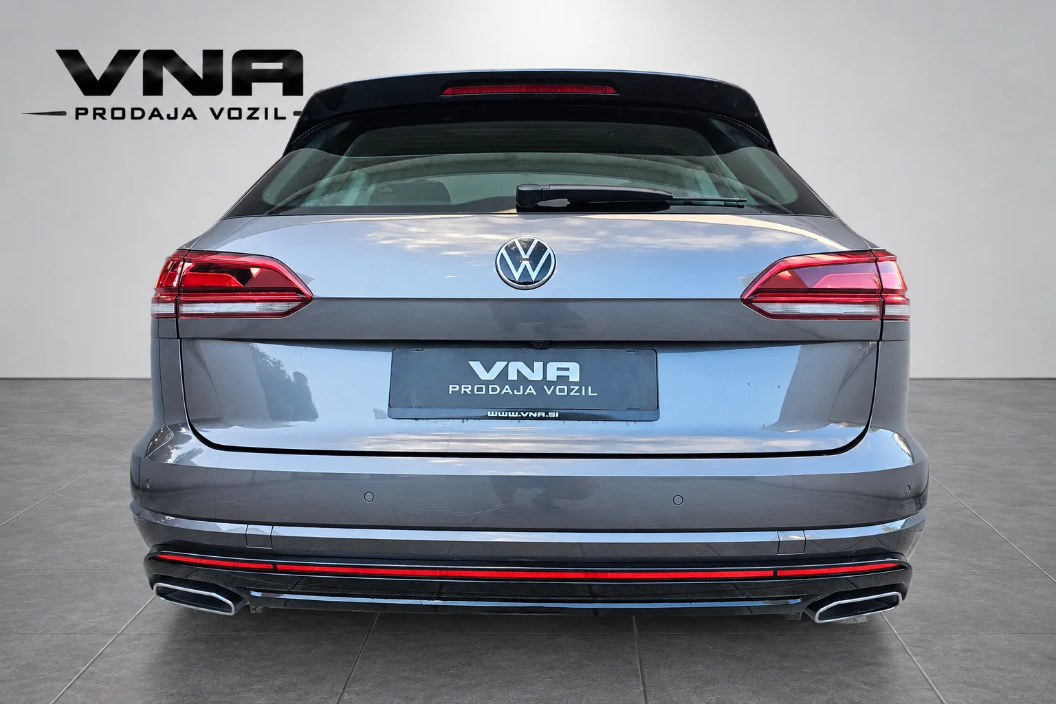 Zunanja slika - Volkswagen Touareg - 4motion V6 TDI R-Line |VIRTUAL|ZRAK|KLJUKA|KAMERA| - 5