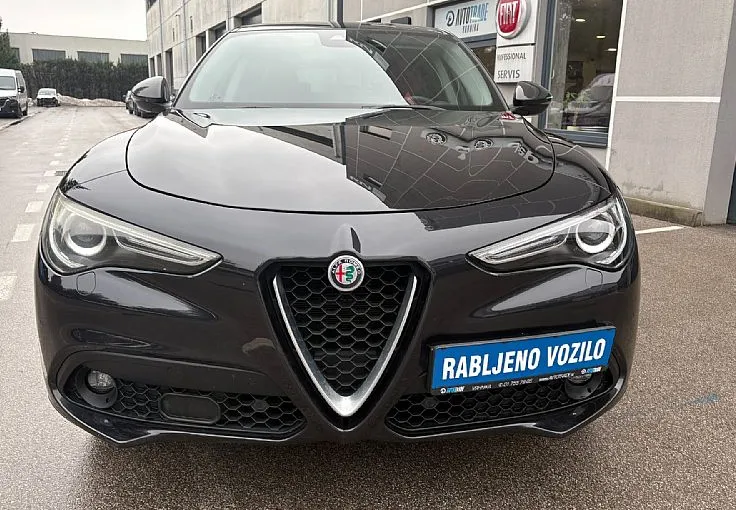 Zunanja slika - Alfa Romeo Stelvio - 2.2 Diesel 16v 210 AT8 Q4 Business - 2