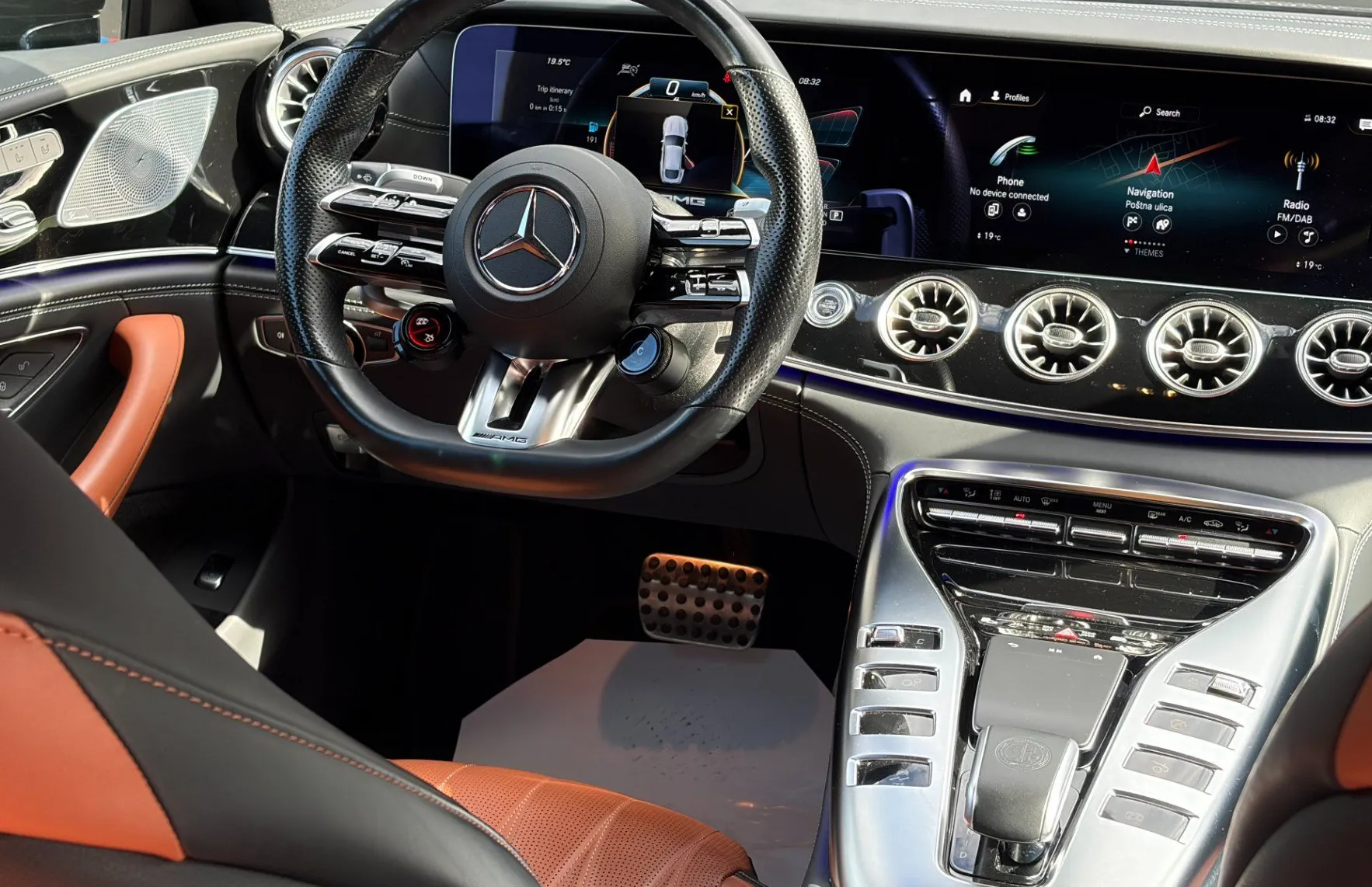 Zunanja slika - Mercedes-Benz AMG GT - 4-vratni Coupe GT 43 AMG 4MATIC+ Avt. - 10