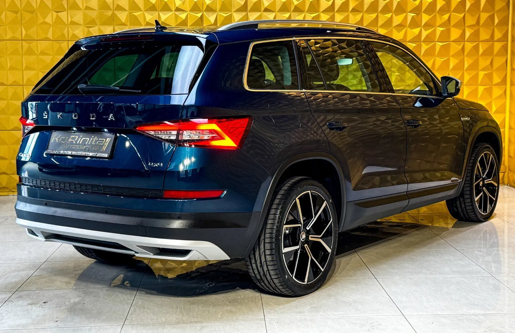 Zunanja slika - Škoda Kodiaq - 2.0 TDI Scout 4x4 AUT. GRETJE VOLANA-KLJUKA-MEMO.. - 10