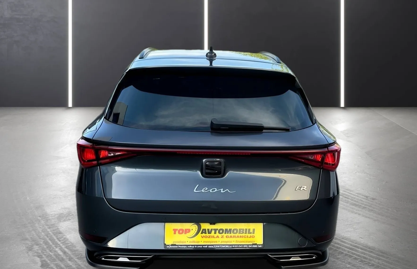Zunanja slika - Seat Leon - ST 2.0 TDI FR LED ACC NAVI LINE ASIST VIRTUAL TOP - 7