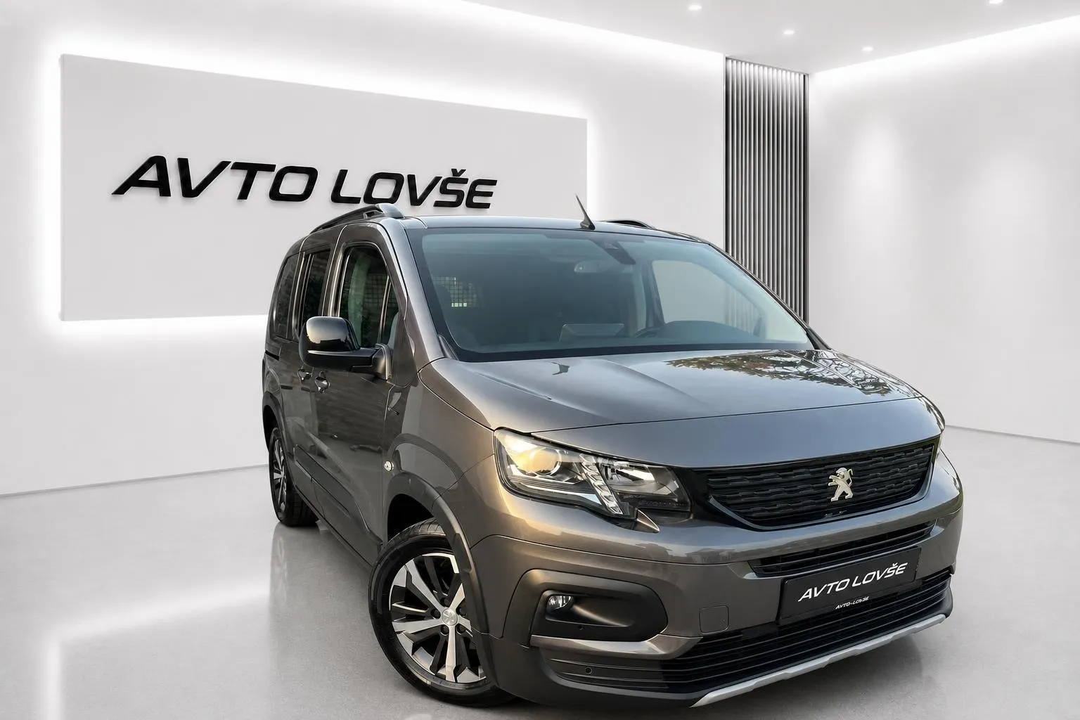 Zunanja slika - Peugeot Rifter - GT LINE 1.5 BLUEHDI 130 -SLO-N-1 TOVORNO VOZILO... - 2