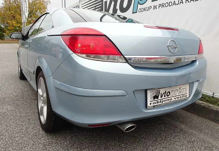 Zunanja slika - Opel Astra - TwinTop 1.8 16V ODLIČNA SAMO 74.900KM FINANCIRANJE - 5