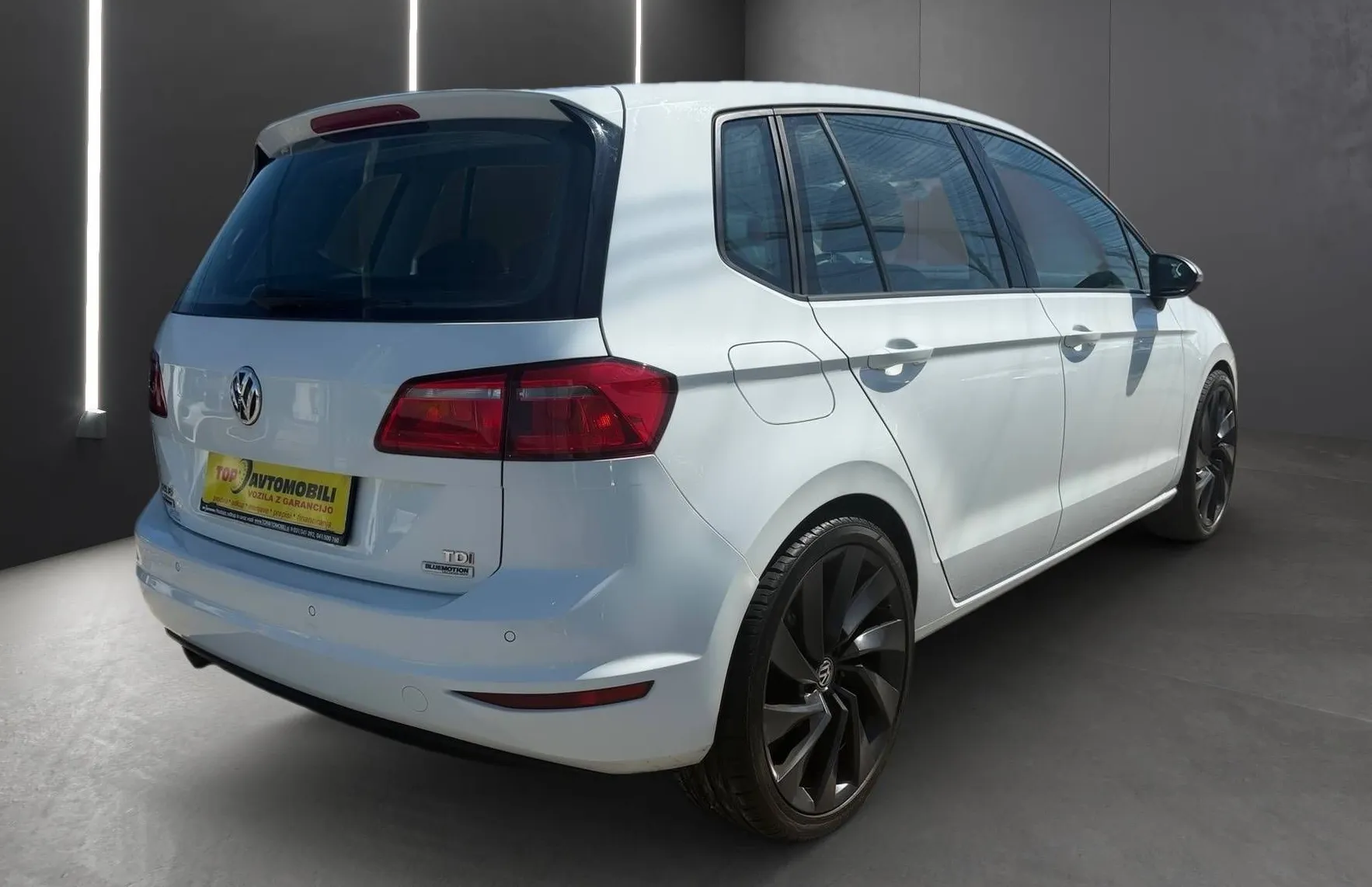 Zunanja slika - VW Golf - Sportsvan 1.6 TDI MOŽNOST FINANCIRANJA BREZ POLOGA - 7