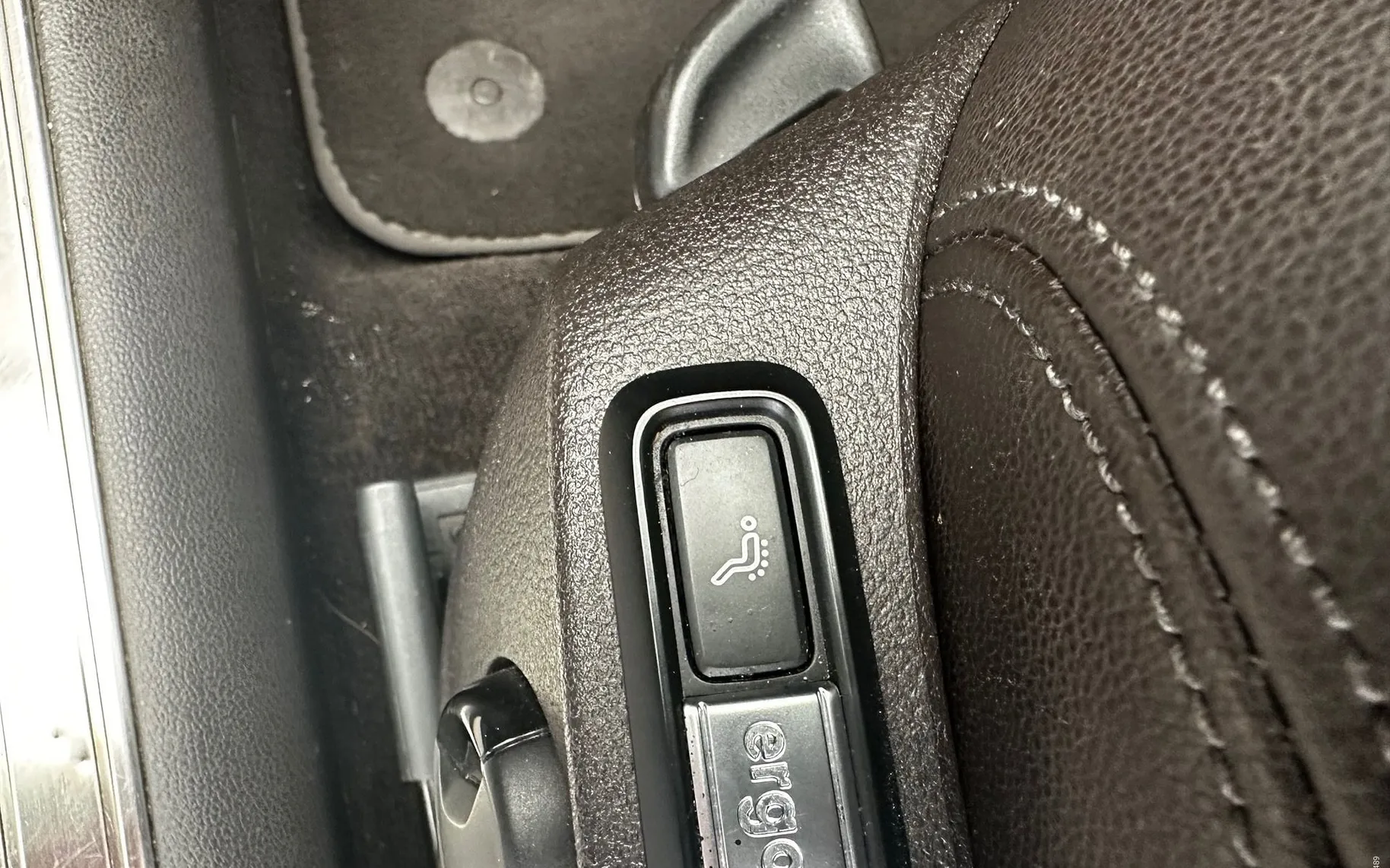 Notranja slika - VW Passat Variant - 2.0TDI-DSG-H LINE-AKT.TEMPOMAT-2XPDC-MASAŽA... - 8