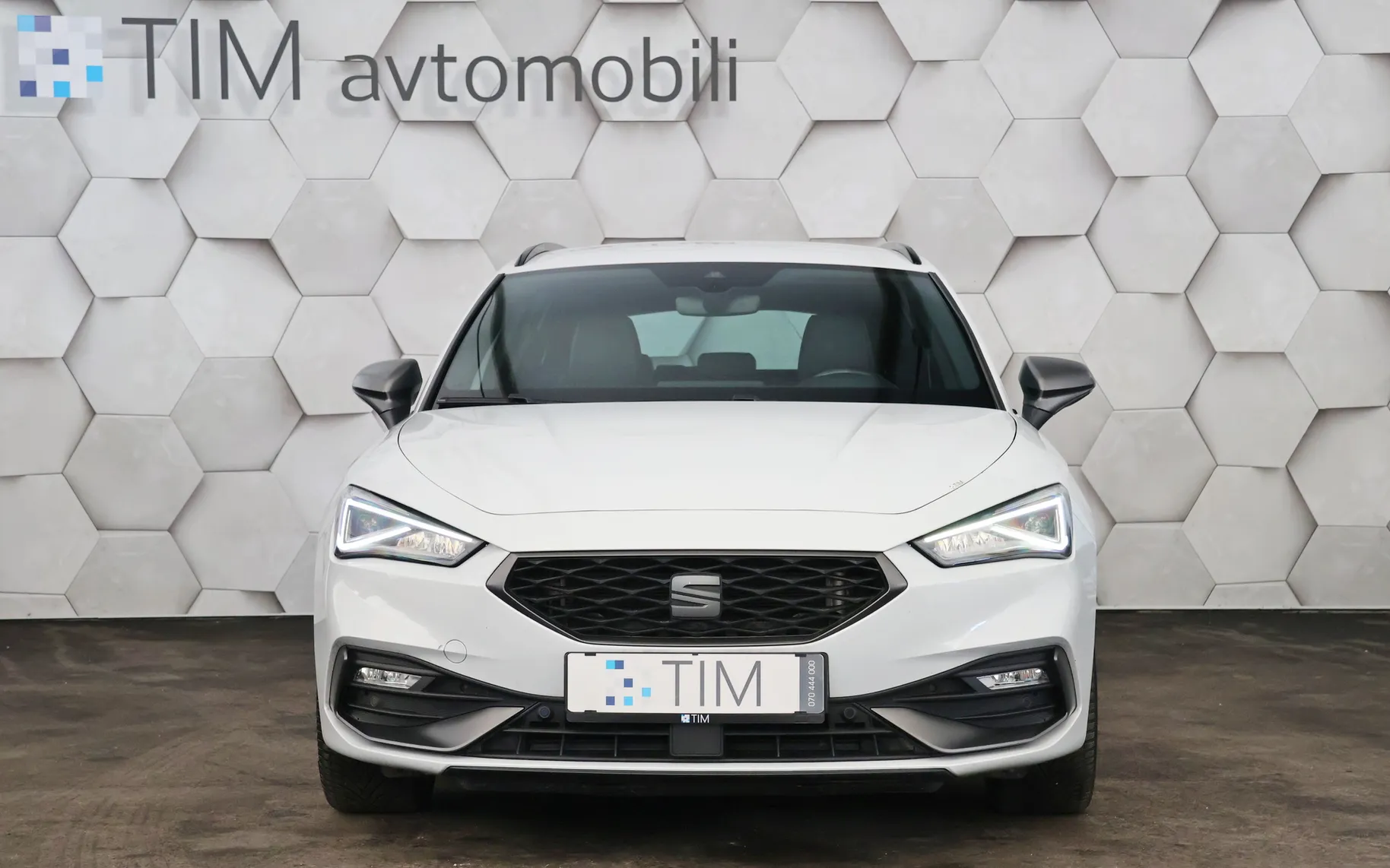 Zunanja slika - Seat Leon - Sportstourer 2.0 TDI DSG FR-Line 150KM - 5