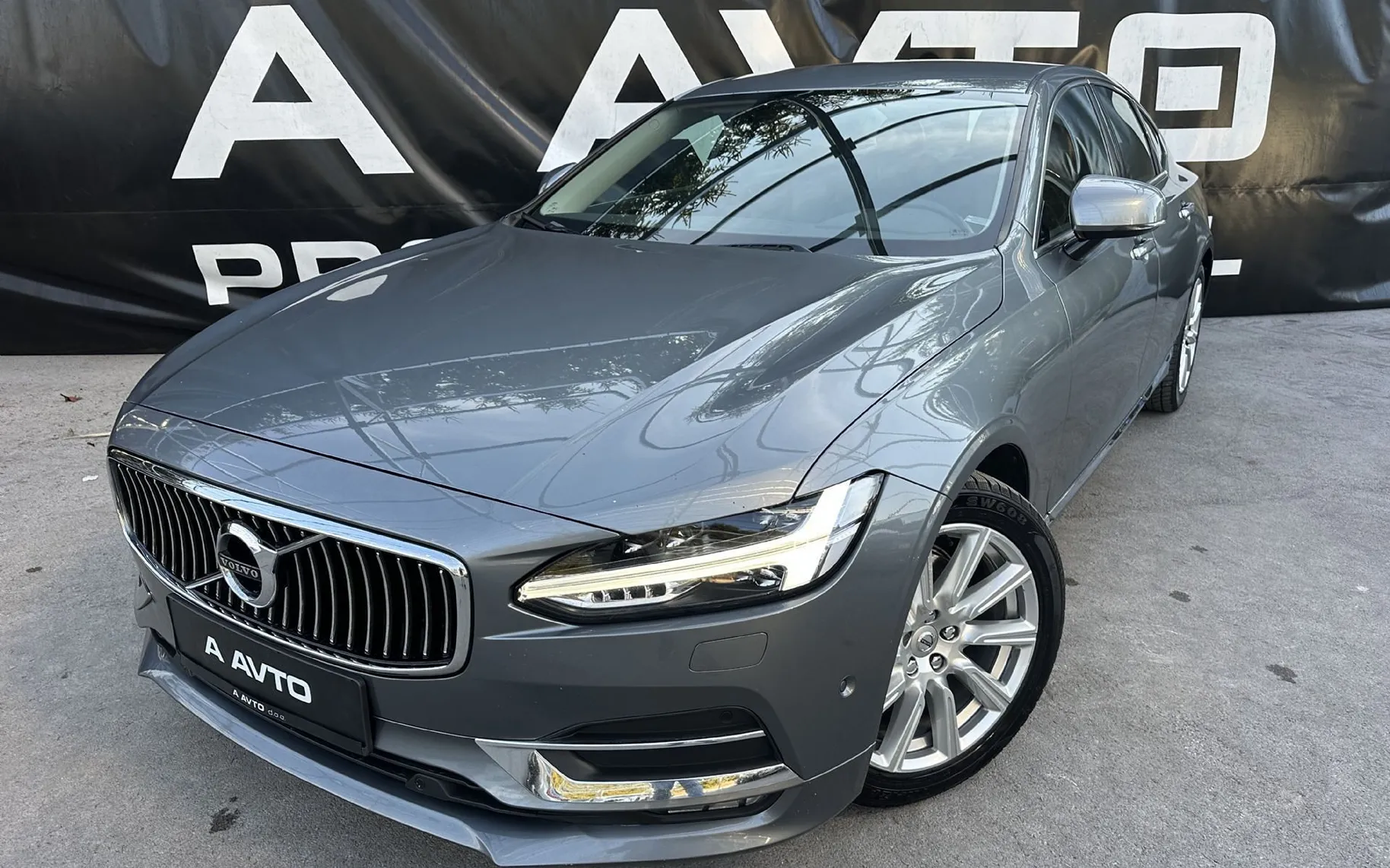 Zunanja slika - Volvo S90 - D4 AUT Inscription-FULL LED-KEYLESS-18COL-ACC-NAVI - 6