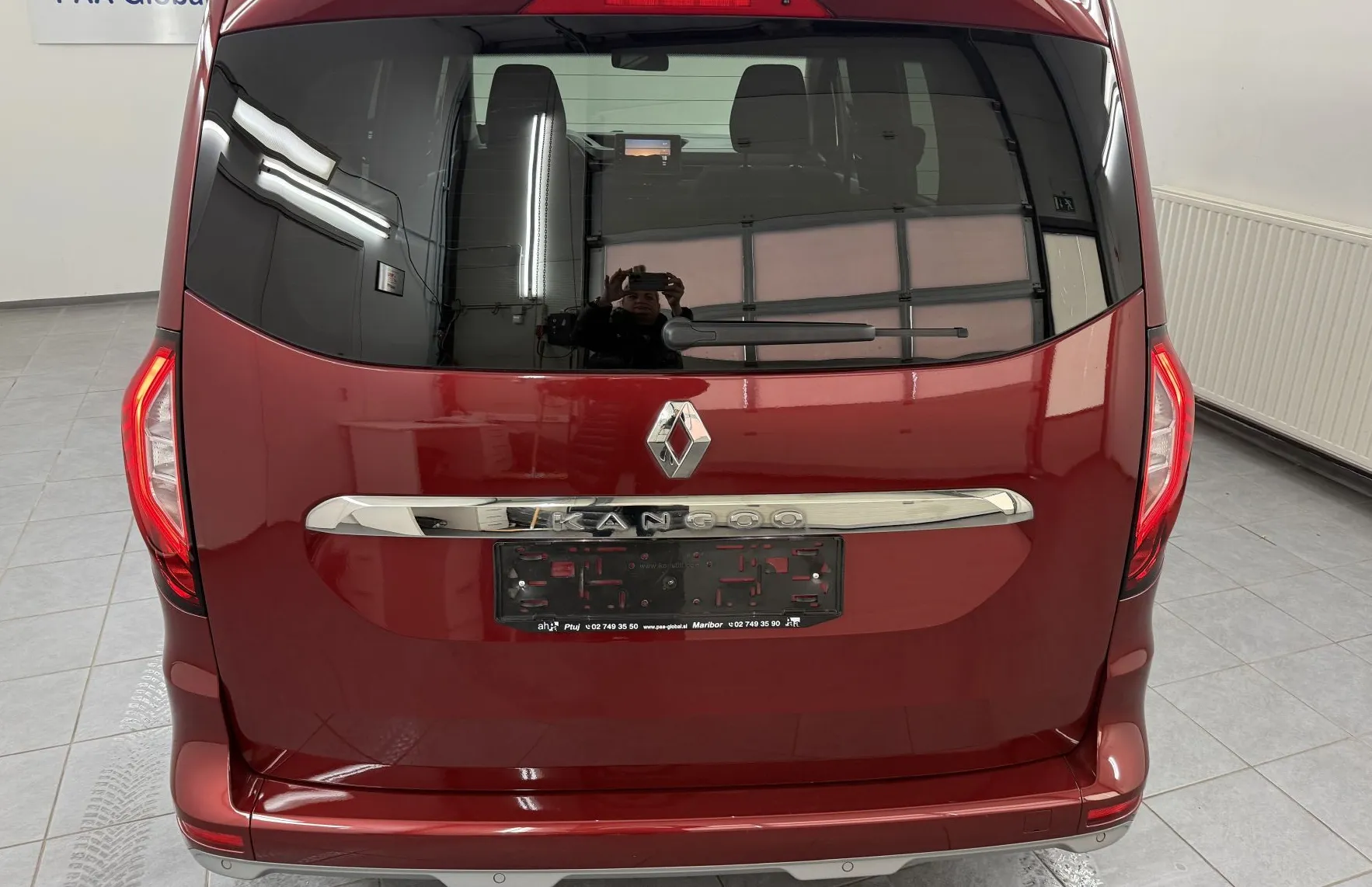 Zunanja slika - Renault Kangoo - 1.3 TCe 100 Edition One.USNJE.NAVI.KAMERA.BENCIN - 8