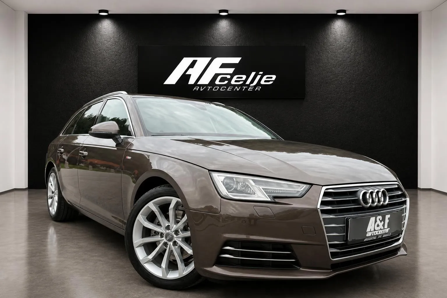 Zunanja slika - Audi A4 Avant - 2.0 TDI-AUT-XENO+LED-NAVI-LIZING ZA TUJCE-PDC - 3