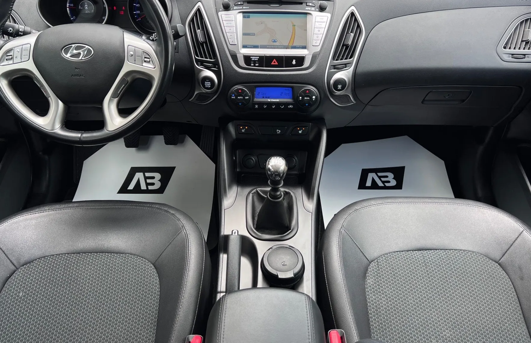 Zunanja slika - Hyundai ix35 - 4WD 2.0 CRDi+1.LAST+SLO+NAVI+R.KAMERA... - 12