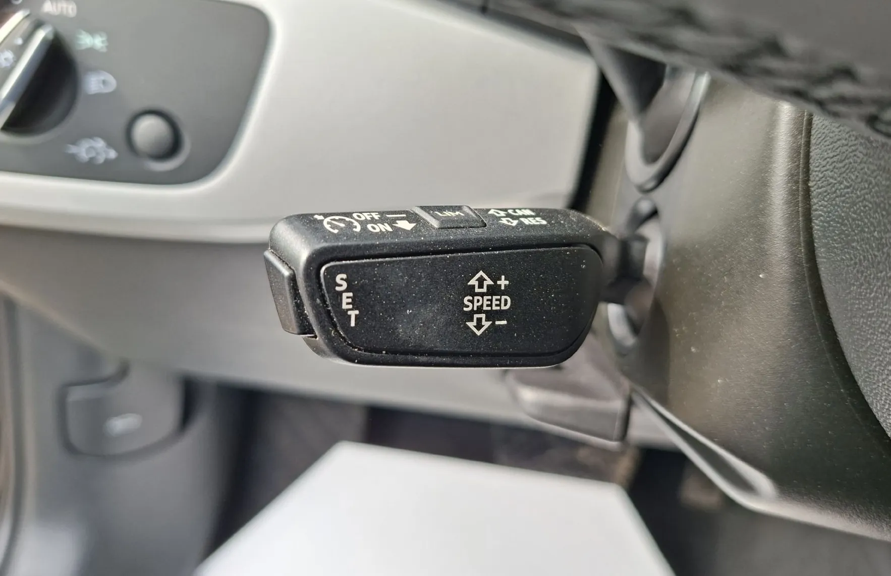 Zunanja slika - Audi A4 - Avant 35 TFSI Advanced S tronic MATRIX KAMERA NAVI - 13