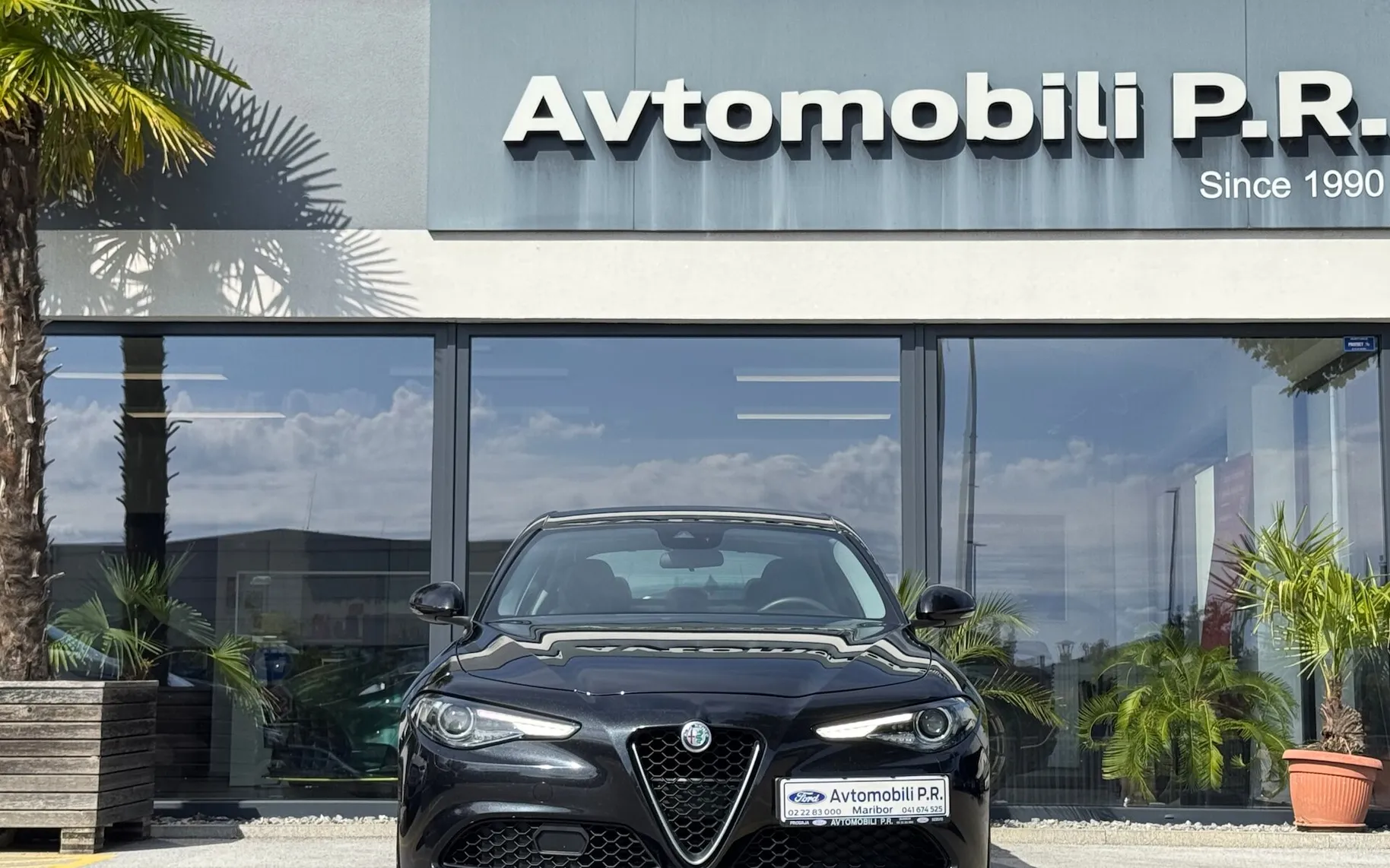 Zunanja slika - Alfa Romeo Giulia - 2.2 Multijet 150KM USNJE NAVI BI-XENON DAB - 2